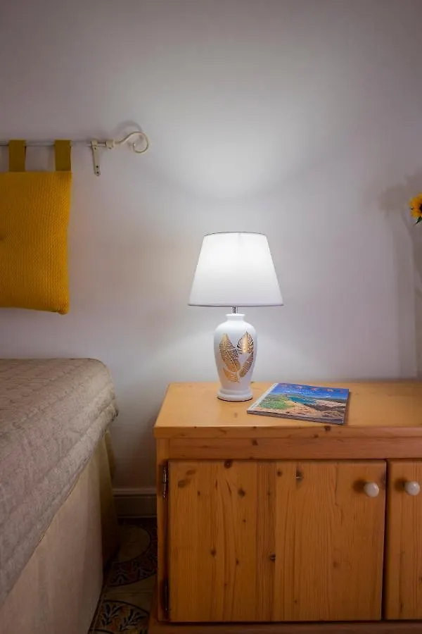Hotel Soleo Quartu Sant'Elena 0*,